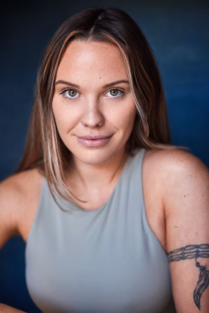 Anna Young - Gallery Image 1