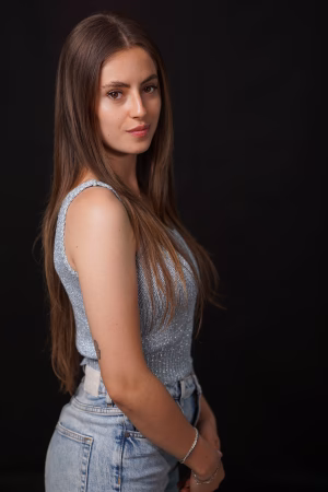 Lorena Ionescu - Project Casting Gallery Image 4 Lorena Ionescu - Gallery Image 4