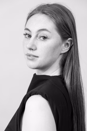 Ellie Slevin - Project Casting Gallery Image 2 Ellie Slevin - Gallery Image 2