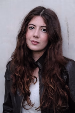 Phoebe Hahn - Project Casting Gallery Image 4 Phoebe Hahn - Gallery Image 4