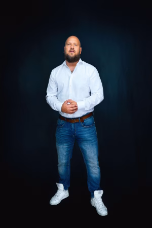 Sebastian Fisher - Project Casting Gallery Image 18 Sebastian Fisher - Gallery Image 18