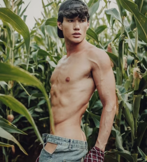 Alex Carlins - Project Casting Gallery Image 17 Alex Carlins - Gallery Image 17
