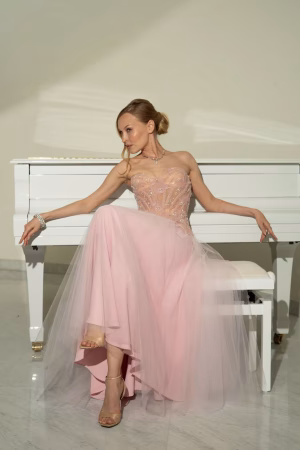 Stefaniya Makarova - Project Casting Gallery Image 4 Stefaniya Makarova - Gallery Image 4