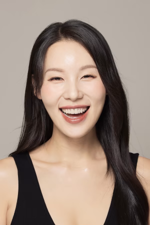 Eunbi Lee - Project Casting Gallery Image 3 Eunbi Lee - Gallery Image 3