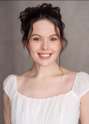Charlotte McKay-Fox - Project Casting Gallery Image 5 Charlotte McKay-Fox - Gallery Image 5