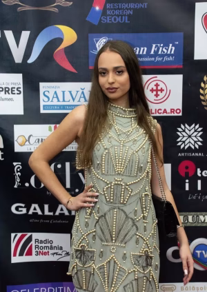 Vanessa Goretchi - Project Casting Gallery Image 9 Vanessa Goretchi - Gallery Image 9