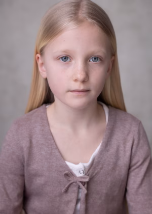 Paige Atkins - Project Casting Gallery Image 4 Paige Atkins - Gallery Image 4