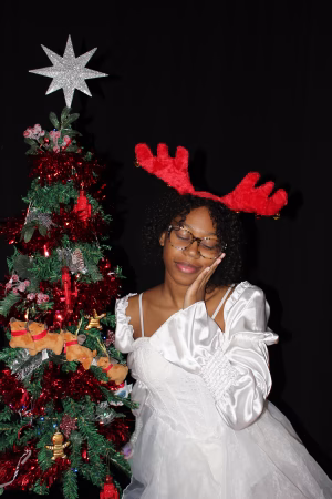 Senaxia Shields - Project Casting Gallery Image 18 Senaxia Shields - Gallery Image 18