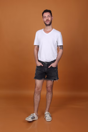 Vinicius Davoli - Project Casting Gallery Image 8 Vinicius Davoli - Gallery Image 8