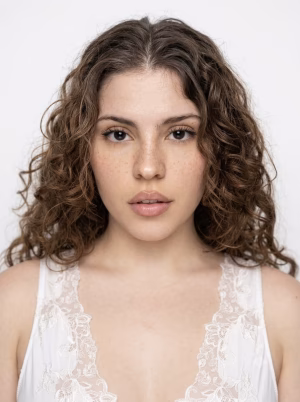 Samiha Hunt - Gallery Image 1