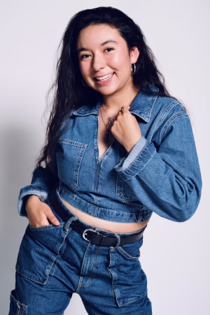 Regina Paola Vera Flores - Project Casting Gallery Image 6 Regina Paola Vera Flores - Gallery Image 6