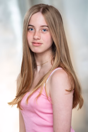 Grace Slowey - Gallery Image 1