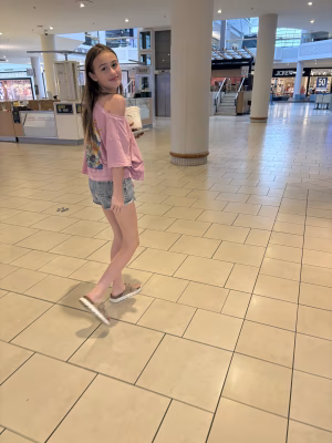 Naomi Grace - Project Casting Gallery Image 12 Naomi Grace - Gallery Image 12