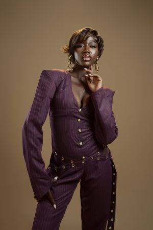 Iyanuoluwa Sowemimo - Project Casting Gallery Image 4 Iyanuoluwa Sowemimo - Gallery Image 4