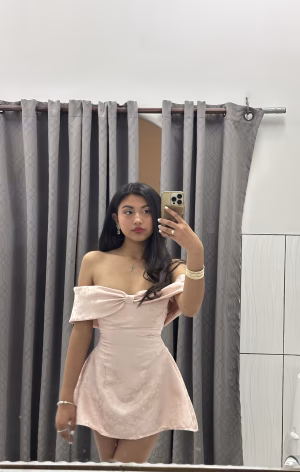 Valentina Govea - Project Casting Gallery Image 3 Valentina Govea - Gallery Image 3