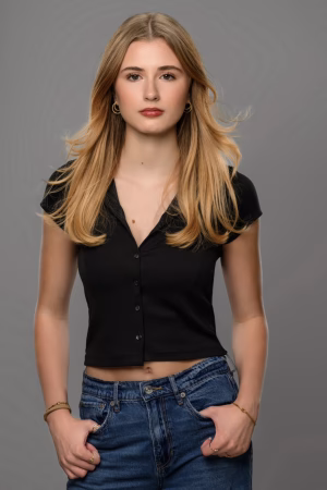 Summer Oliver - Project Casting Gallery Image 3 Summer Oliver - Gallery Image 3
