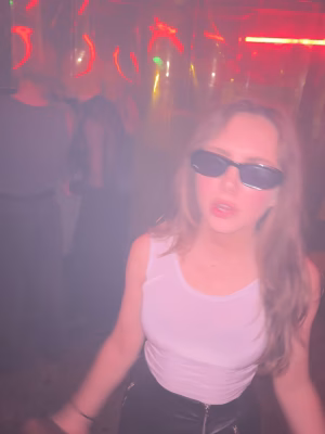 Sophie Williams - Project Casting Gallery Image 1 Sophie Williams - Gallery Image 1