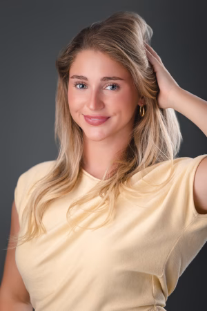 Olivia Gentile - Project Casting Gallery Image 4 Olivia Gentile - Gallery Image 4