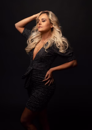 Claudette Minnotte - Project Casting Gallery Image 18 Claudette Minnotte - Gallery Image 18