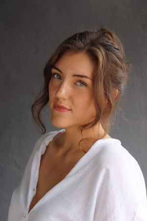Ella Makris - Project Casting Gallery Image 8 Ella Makris - Gallery Image 8