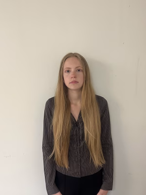Amber Gagnon - Project Casting Gallery Image 5 Amber Gagnon - Gallery Image 5