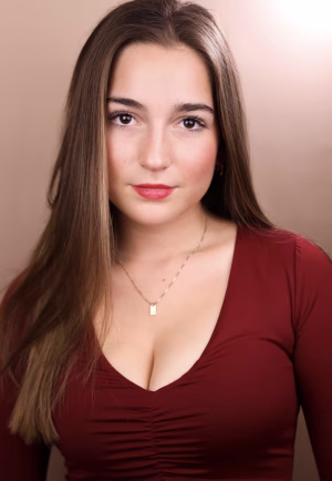 Alexandra Pugliese - Project Casting Gallery Image 1 Alexandra Pugliese - Gallery Image 1