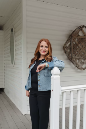Marlena Hollis - Project Casting Gallery Image 4 Marlena Hollis - Gallery Image 4