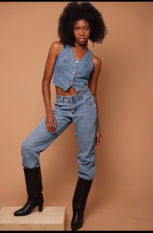 Karissa Simone Cox - Gallery Image 1