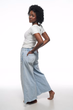 Abrielle Jonassaint - Project Casting Gallery Image 4 Abrielle Jonassaint - Gallery Image 4