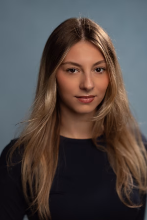 Carissa Gambino - Project Casting Gallery Image 7 Carissa Gambino - Gallery Image 7