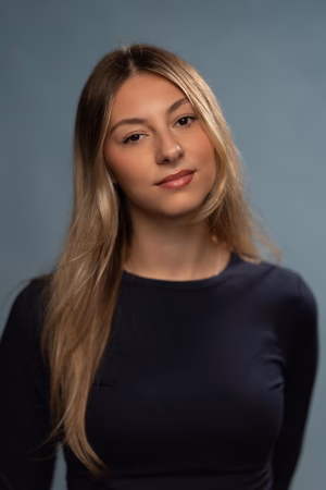 Carissa Gambino - Project Casting Gallery Image 8 Carissa Gambino - Gallery Image 8