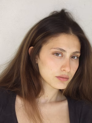 Yael Kraitzer - Project Casting Gallery Image 3 Yael Kraitzer - Gallery Image 3
