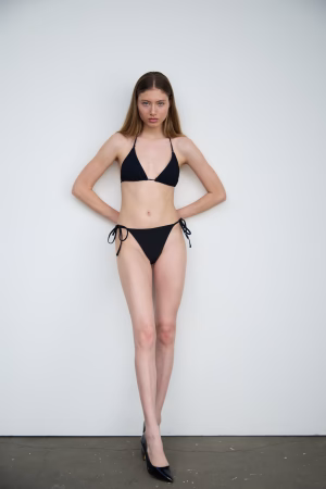 Lisa De Beer - Project Casting Gallery Image 1 Lisa De Beer - Gallery Image 1