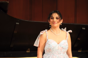 Alejandra Toledo - Project Casting Gallery Image 6 Alejandra Toledo - Gallery Image 6