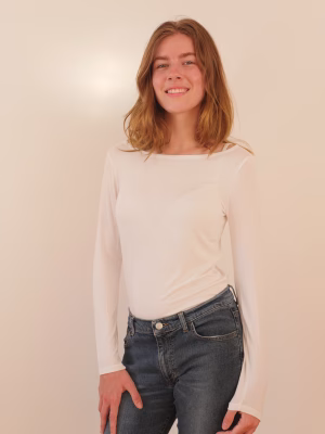 Madeleine Alt - Project Casting Gallery Image 6 Madeleine Alt - Gallery Image 6
