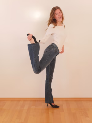 Madeleine Alt - Project Casting Gallery Image 11 Madeleine Alt - Gallery Image 11