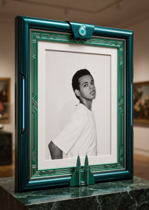 Re izzy - Gallery Image 1