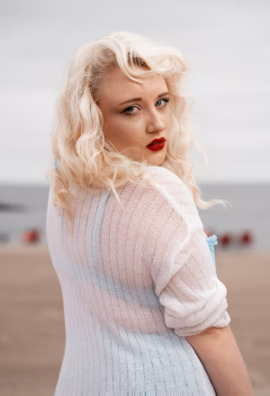 Samantha Lynn - Project Casting Gallery Image 26 Samantha Lynn - Gallery Image 26