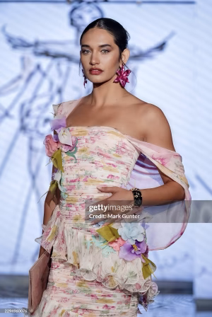 Cassie Fox - Project Casting Gallery Image 14 Cassie Fox - Gallery Image 14