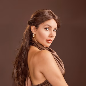 Evenny Gonzalez - Project Casting Gallery Image 6 Evenny Gonzalez - Gallery Image 6