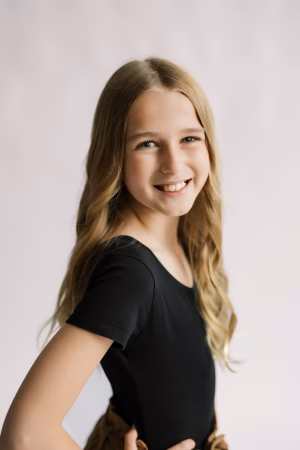 Maela Mengel - Project Casting Gallery Image 4 Maela Mengel - Gallery Image 4