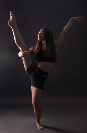 Raissa Bernardes Testa - Project Casting Gallery Image 2 Raissa Bernardes Testa - Gallery Image 2