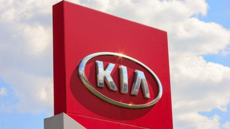 KIA Super Bowl Commercial Casting Call for Football Players