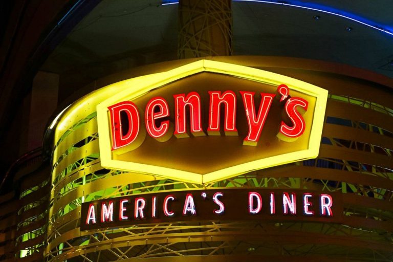 Denny’s Commercial Casting Call (Pay is $450/Day)