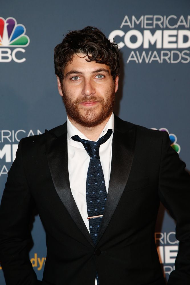 “Bad Boys Crazy Girls” Starring Adam Pally Extras Casting Call in Philadelphia