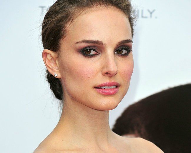 Natalie Portman’s Teen Stardom Defined by Choices, Not Compromise