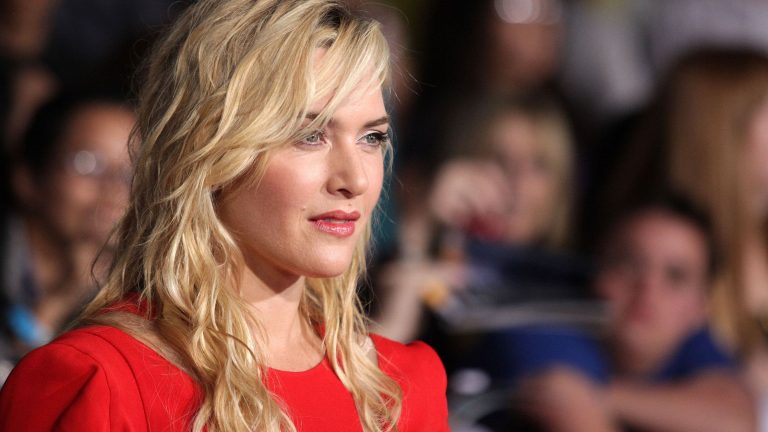 Kate Winslet Shines in New Gritty Detective Role