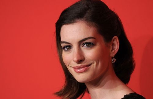 Anne Hathaway’s Royal Struggle: Overcoming Princess Diaries Typecasting