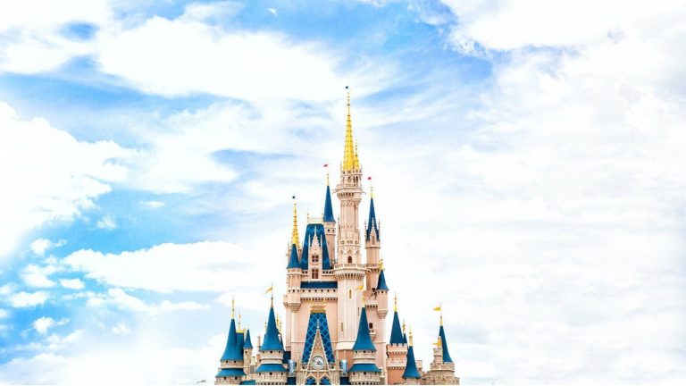 Disney Parks Los Angeles Casting Call (Pay is $1,575+)