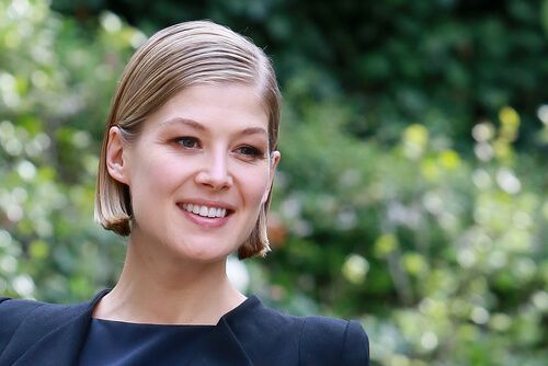 Christian Bale’s ‘Hostiles’ Movie is Now Hiring Rosamund Pike’s Stand-in